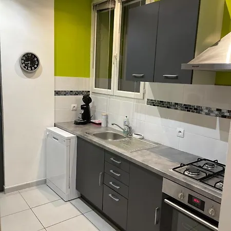 Justin Glandasse Apartment